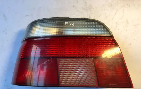 BMW 5 E39 Rear/tail lights 2496297 2VP007240 2VP00724007