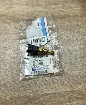 Opel Astra J Coolant temperature sensor 90542063 6238422