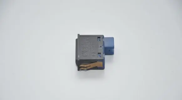 Tailgate opening switch
