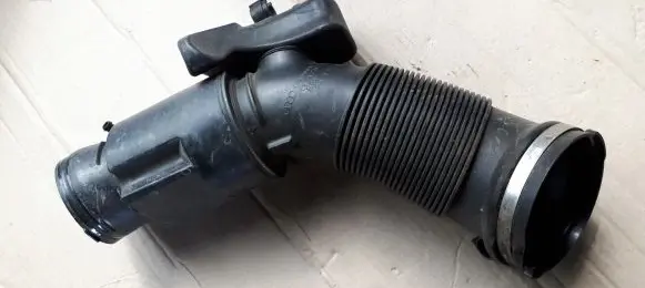 Audi Q5 SQ5 Air intake duct part 06E129629AA