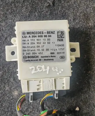 Mercedes-Benz C W204 Parking PDC control unit/module A2049009004