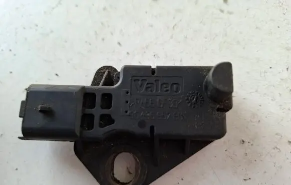 Volvo V50 Crankshaft position sensor 9643695780