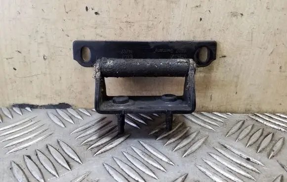 Volvo XC90 Tailgate/trunk/boot hinge 9483797