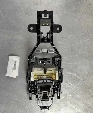 Volvo XC60 Rear door exterior handle/bracket 31416245