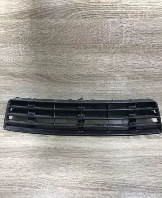 Audi A6 S6 C5 4B Front bumper lower grill 4B0807683G