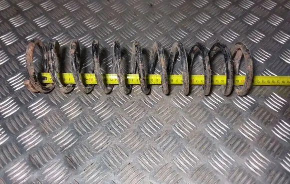 Audi 80 90 B3 Rear coil spring 
