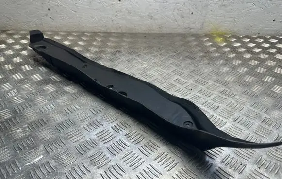Fender end trim