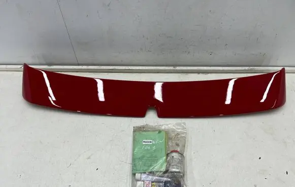 Tailgate/trunk spoiler