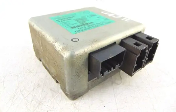 Renault Megane I Trunk lid opening control unit 
