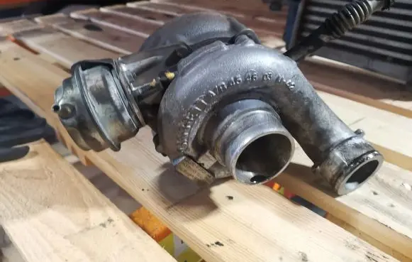 Audi A4 S4 B6 8E 8H Turbo 059145701S