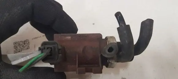 Citroen C5 Turbo solenoid valve 70096803 9652570180