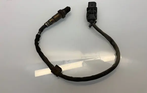 Mercedes-Benz E W211 Lambda probe sensor 0035427018 05149027AA 025801701