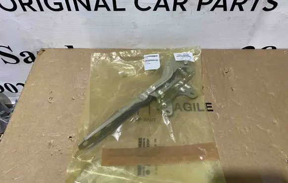 Porsche Macan (95B) Engine bonnet/hood hinges 95B823301F