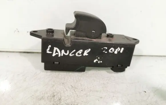 Mitsubishi Lancer X Electric window control switch 8608A067