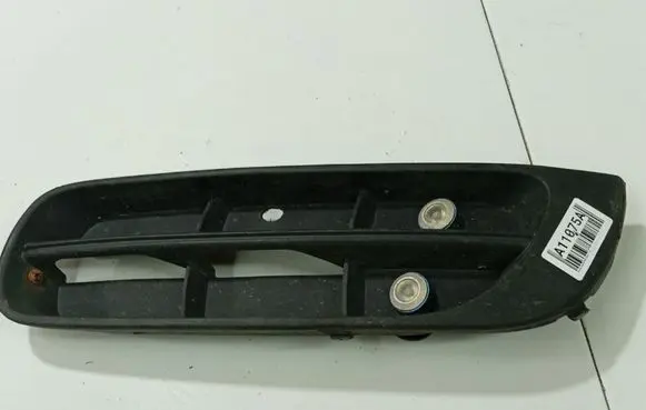Skoda Roomster (5J) Front bumper lower grill 
