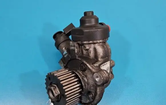 Skoda Octavia Mk3 (5E) Fuel injection high pressure pump 0445010537 IMPRK1588843
