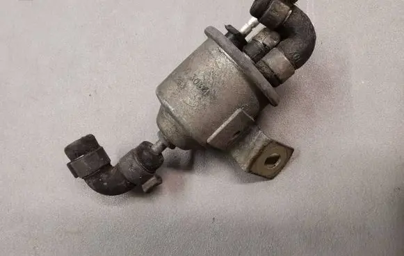 Audi A6 S6 C4 4A Valve vacuum 034906283 034906263 72123900