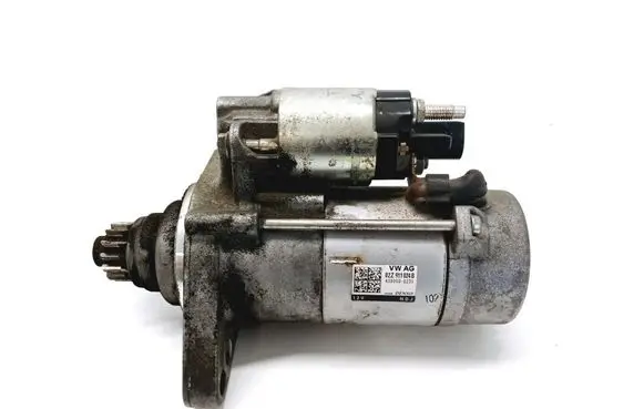 Volkswagen Touran III Starter motor 02Z911024B
