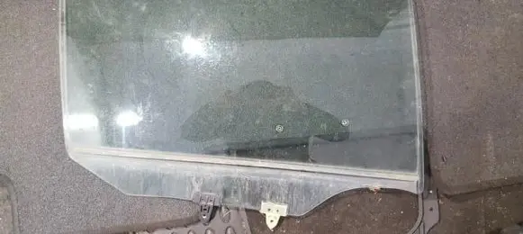 Nissan Primera Rear door window glass