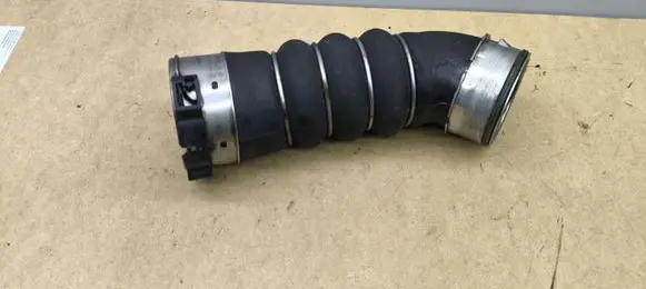 Intercooler hose/pipe