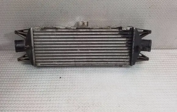 Iveco Daily 35 - 40.10 Intercooler radiator 504022617