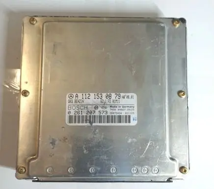 Mercedes-Benz C W203 Engine control unit/module A1121530879 0261207573