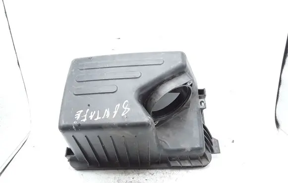 Hyundai Santa Fe Air filter box cover 281112B200