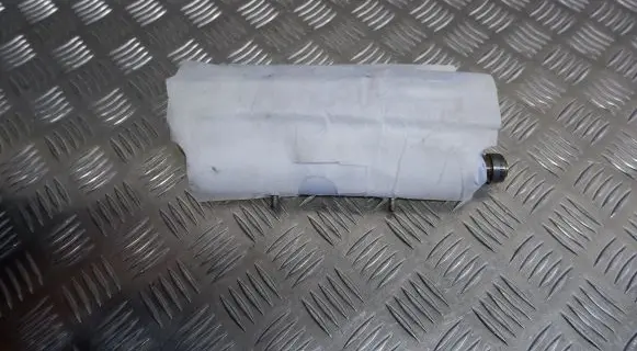 Knee airbag