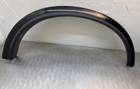 Volvo XC90 Front arch trim 30779578