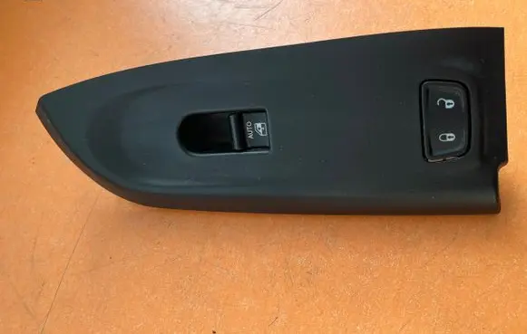 Fiat 500X Electric window control switch 07356331460 30171032
