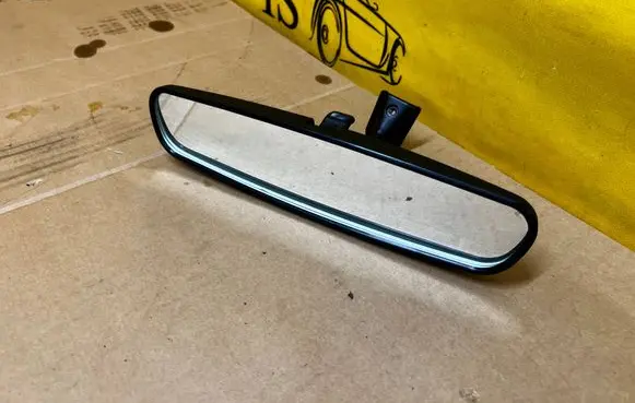 Ford Escape IV Rear view mirror (interior)