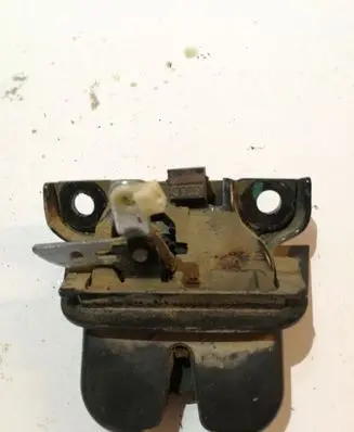 Audi A2 Tailgate/trunk/boot lock/catch/latch 8Z0827520
