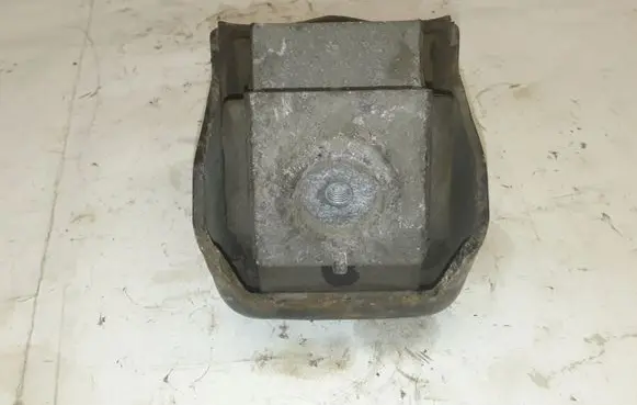 Mercedes-Benz Sprinter W906 Engine mount bracket A90610113