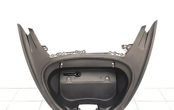 Tesla Model 3 Front trunk storage compartment 1081691-99-G
