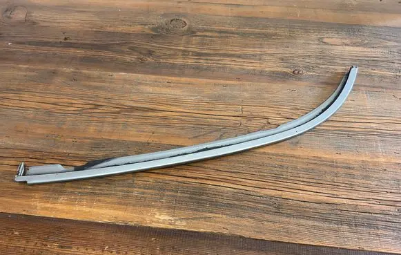 BMW 5 E39 Under headlight/headlamp trim 51138159305 229449 8159305
