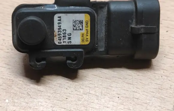 Chrysler 200 Sensor 04593949AA