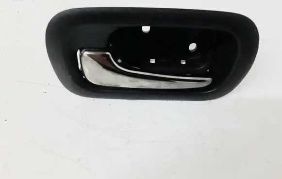Honda CR-V Rear door interior handle