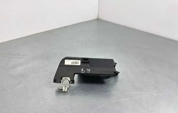 Audi Q7 4M Battery relay fuse 8W0915459A 4F0915519 21052015