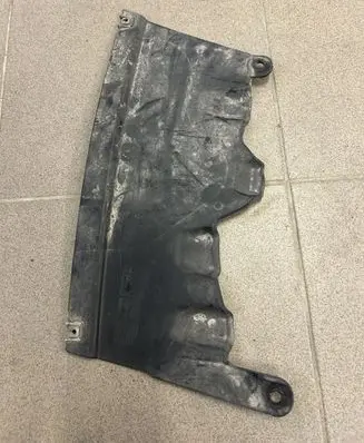 BMW 1 E82 E88 Rear bumper underbody cover/under tray 7183874 7198598