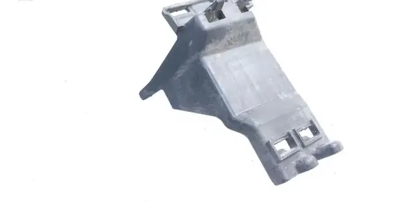 Mercedes-Benz E A207 Front bumper mounting bracket A2078850116