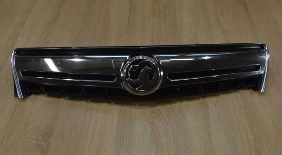 Opel Antara Front bumper upper radiator grill