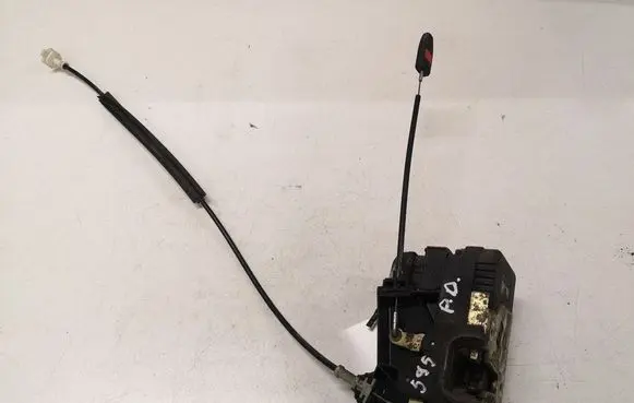Opel Astra G Front door lock 90561154