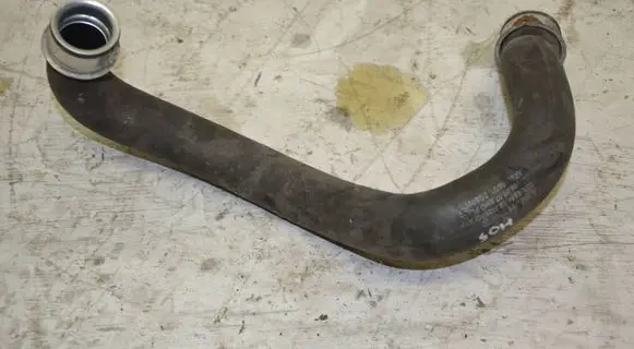 Mercedes-Benz E W212 Engine coolant pipe/hose A2045012982 2045012982