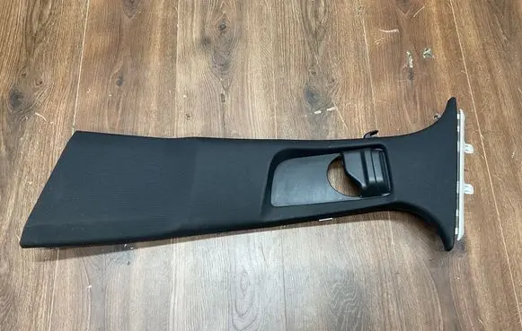 Mercedes-Benz E W213 (B) pillar trim (top) A2136900725 A2136900830