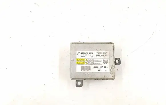 Mercedes-Benz GLK (X204) Xenon control unit/module 2048703226 A2048703226