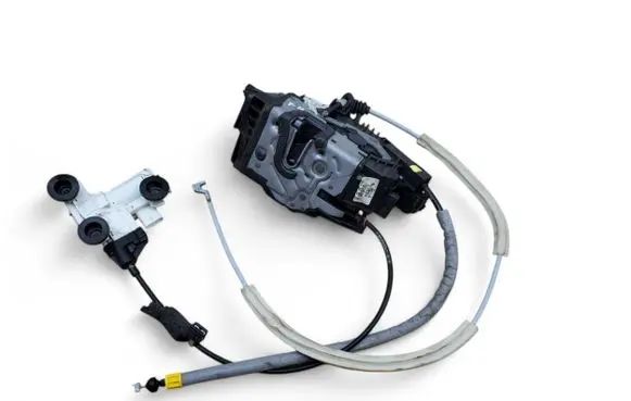 Mercedes-Benz S W222 Front door lock A2227661100 A2227601300