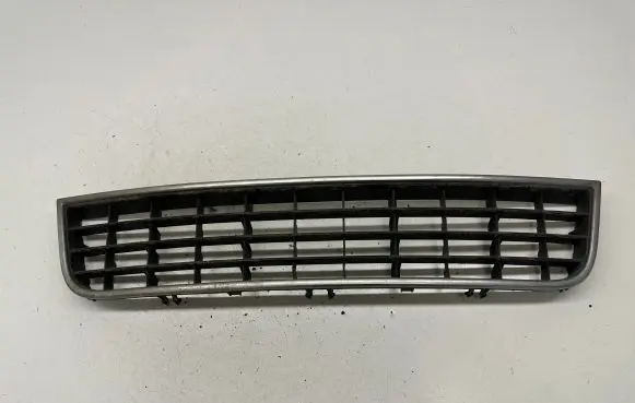 Audi A6 S6 C5 4B Front bumper lower grill 4B0807683L