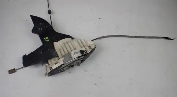 Mercedes-Benz CL C216 Front door lock A2217201635