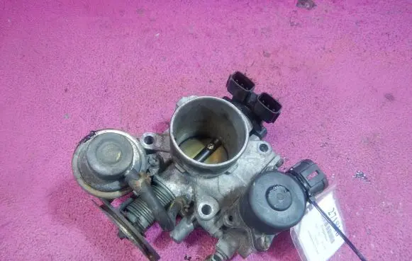 Opel Corsa C Throttle body valve AEB20602