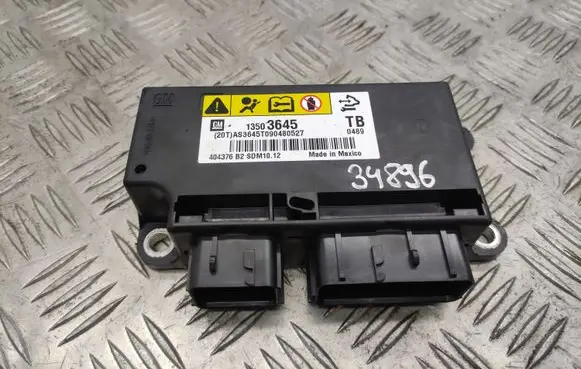 Opel Insignia A Airbag control unit/module 13503645